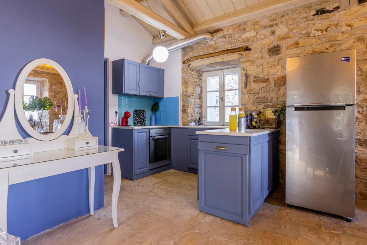 Entire Filitsa's Stonehouse In Paxos With Pool * גאיוס